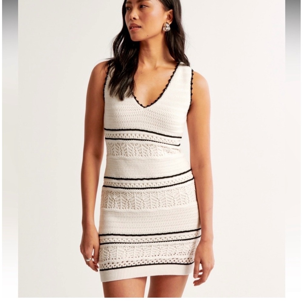 Abercrombie & Fitch Womens Crochet Knit Mini Dress White Navy Stripe V-Neck SP